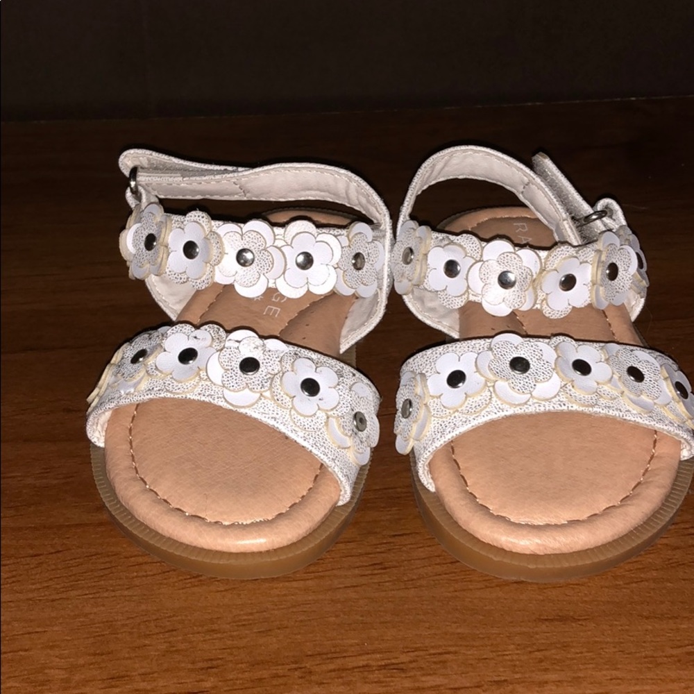 New toddler white sandals size 5